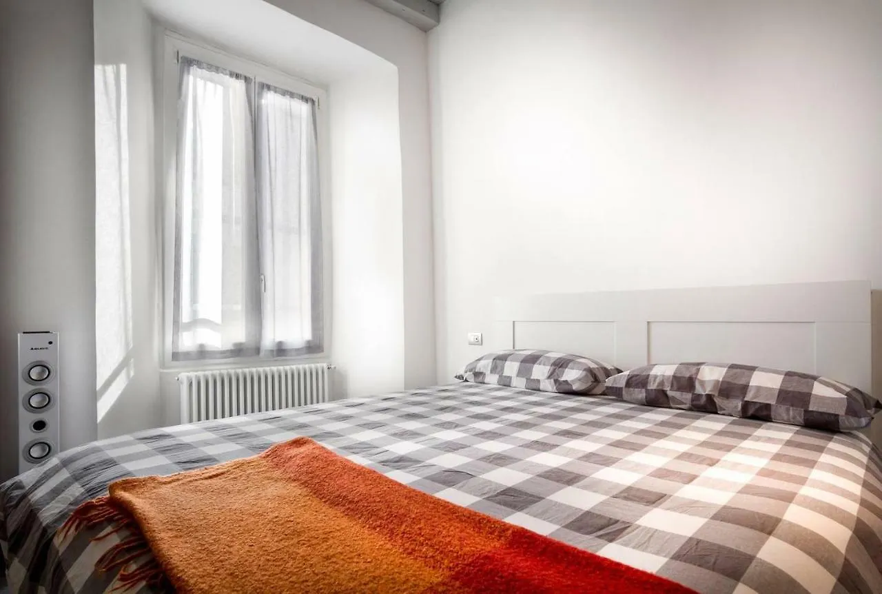 Ferienwohnung Joivy Chic Studio In Como Centre 0*,  Italien
