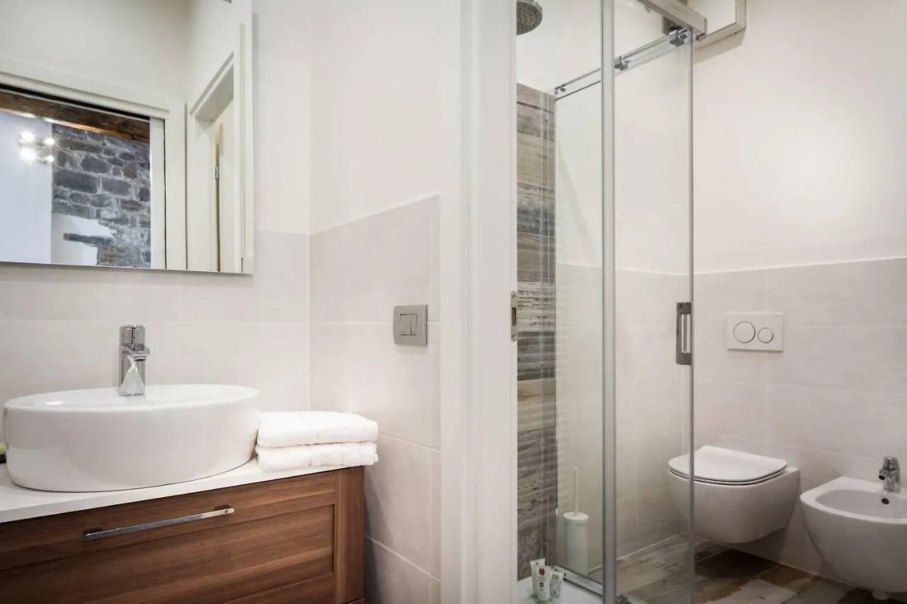 Ferienwohnung Joivy Chic Studio In Como Centre