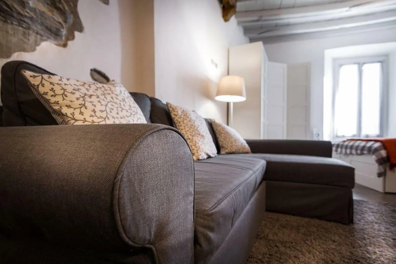 Ferienwohnung Joivy Chic Studio In Como Centre
